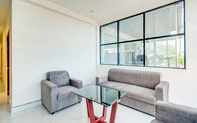 Super Townhouse Oak LB Metro Station Formerly Sunil Arcade