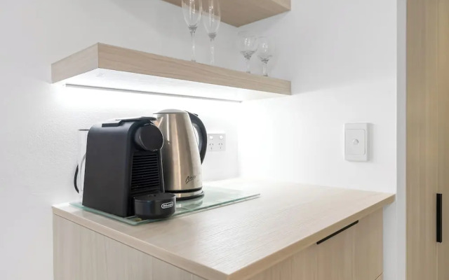 Elysium Private Apartments at The Beach Club