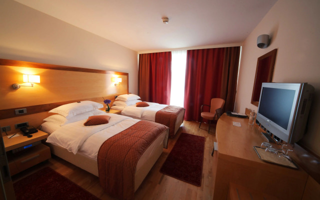 Premier Hotel Lovec