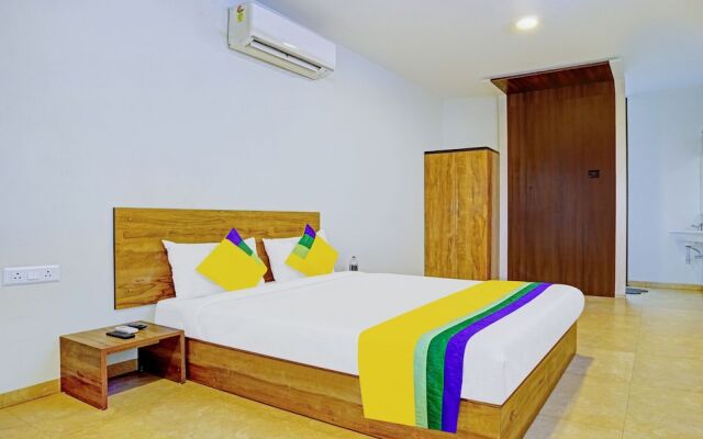 Itsy Hotels Oasis Pride