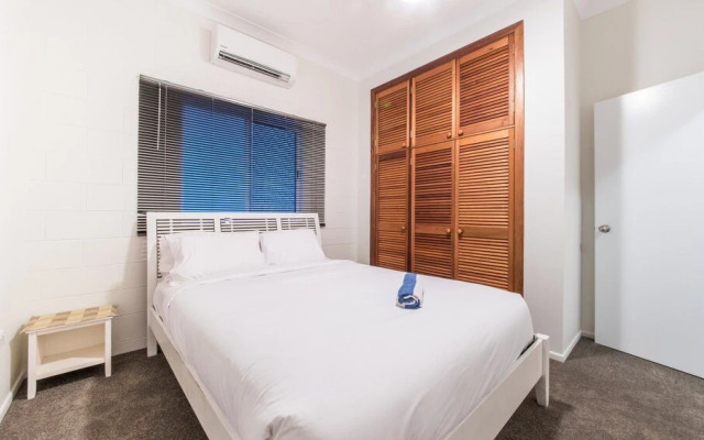 Sea Breeze - Cannonvale