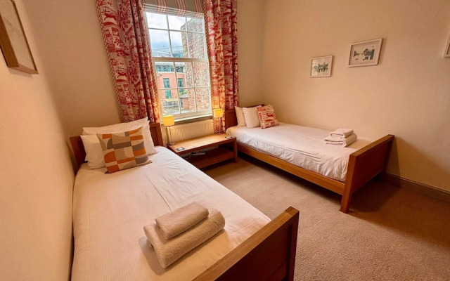 St Denys View With Free Parking