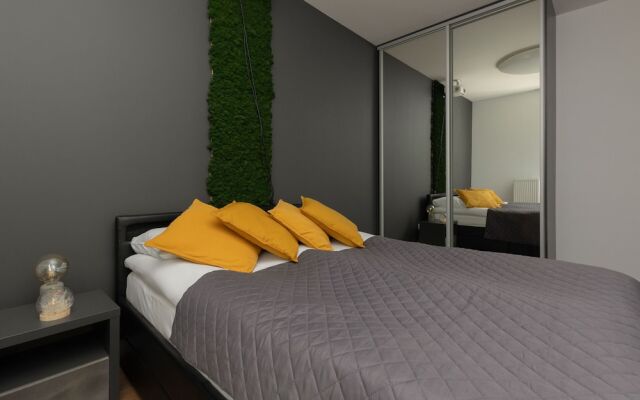 Modern Zoliborz Apartment by Renters