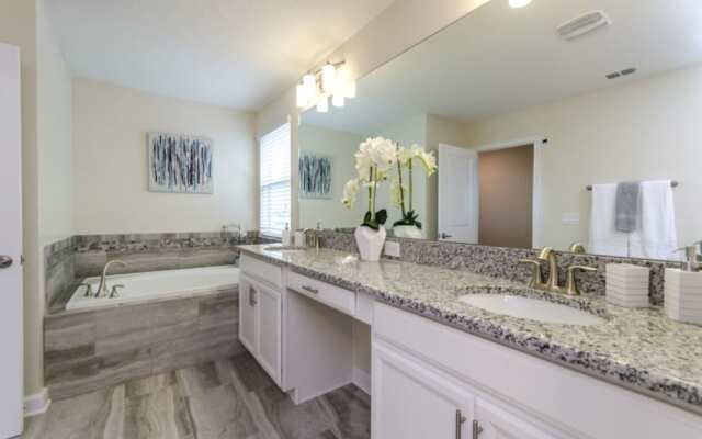 Ultimate 5 Bedroom 5 Bathroom Property