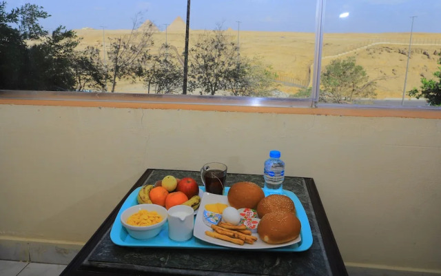 Pyramita Hotel