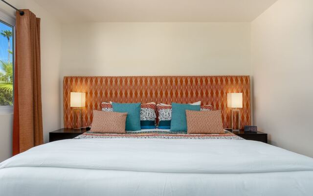 Celebrity Hideaway at Movie Colony East