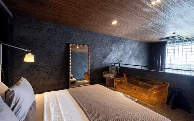 The Lima Ocean Suites Pererenan – Guest Rooms – Pererenan
