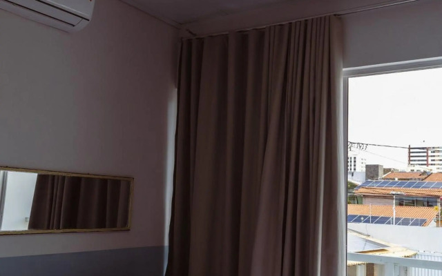 TEMPORADA737 Suite com Ar condicionado, wifi 300mbps, piscina