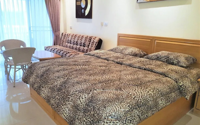 Large 1st Floor Studio Condo at Baan Suan Lalana