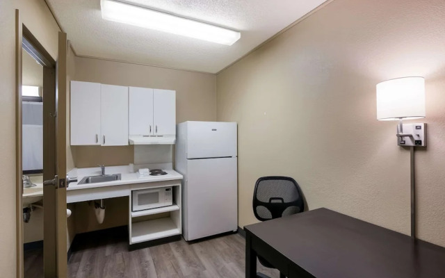 Mainstay Suites Knoxville - Cedar Bluff