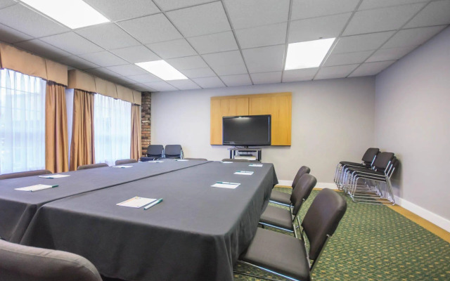 Quality Inn Downtown Inner Harbour