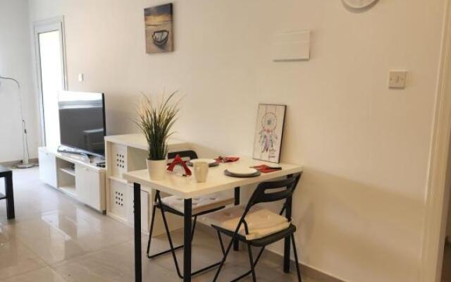 Merab Holidays Apartment Annita Court B14