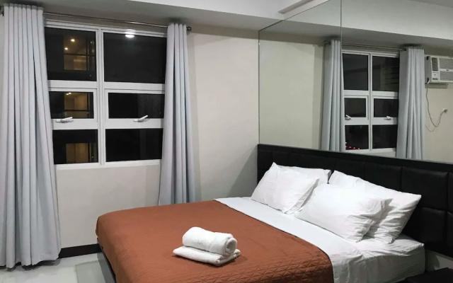 Condo 101 Newport Boulevard