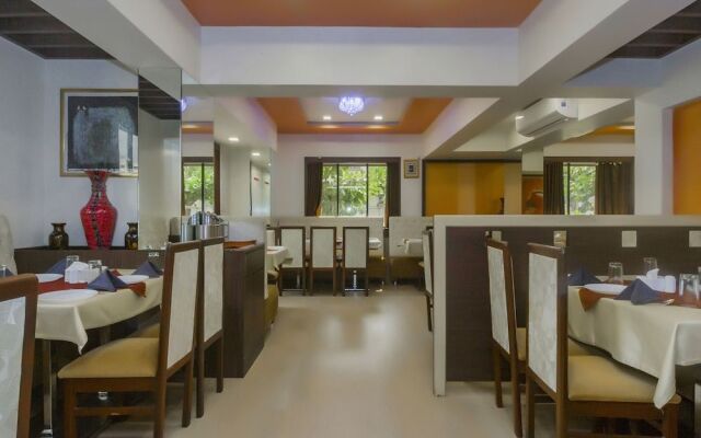 OYO 22086 Hotel Park View