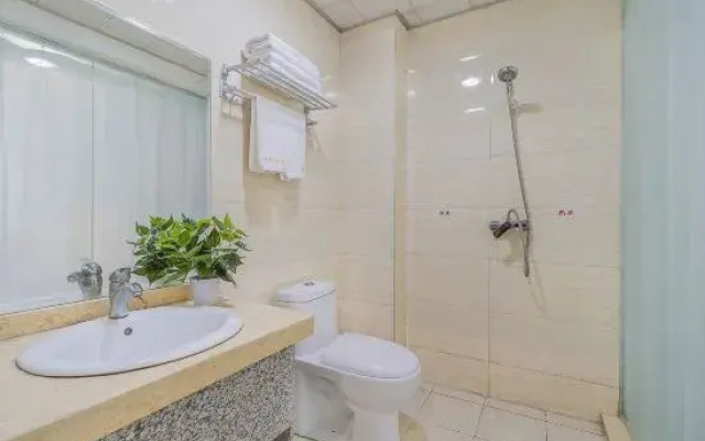 Chongqing Sigman Hotel (Hechuan Powerlong Plaza New Bus Station)