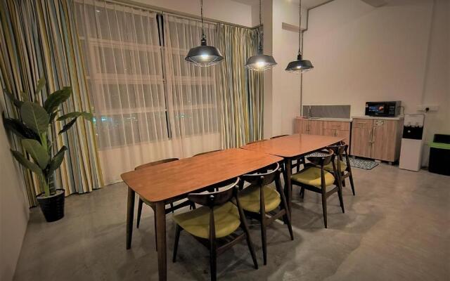 MWV Suite Room (MUAR)