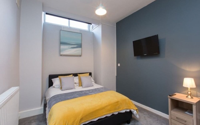Town House @ Wistaston Road