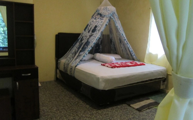 Bugis Inn