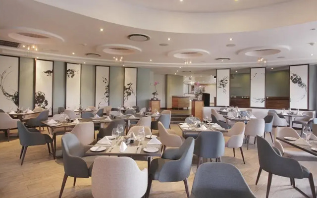 Moloko Executive Apartments And Hotel
