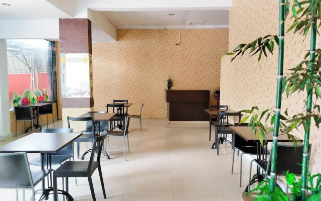 Hotel Labuhan Raya