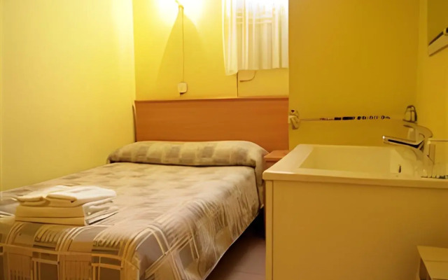 Hostal Delfos