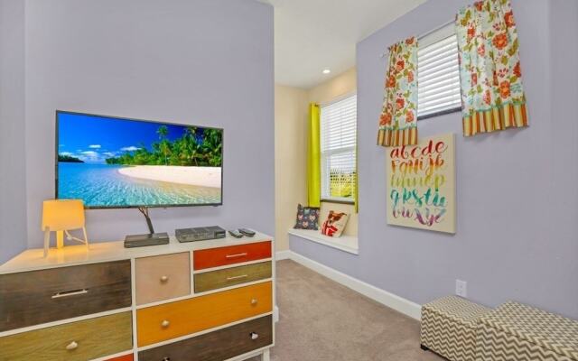 1511retreat 3 Bedroom Townhouse by Redawning