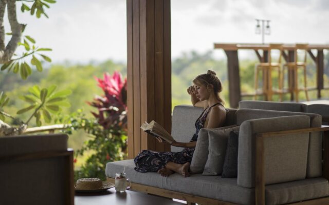 Semabu Hills Hotel Nusa Penida - Bali