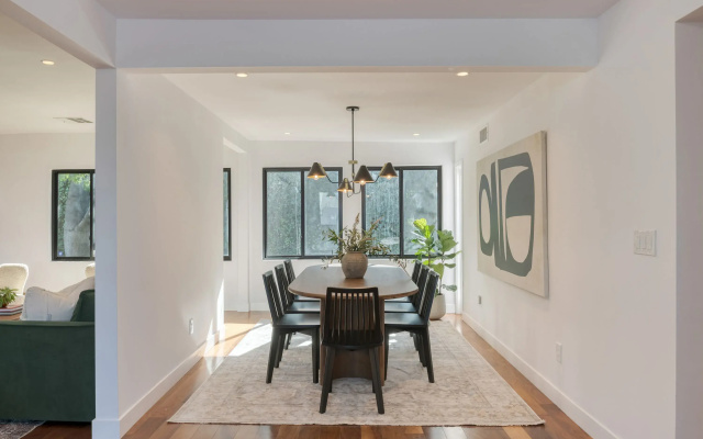 Silver Screen by Avantstay Luxe Backyard Escape