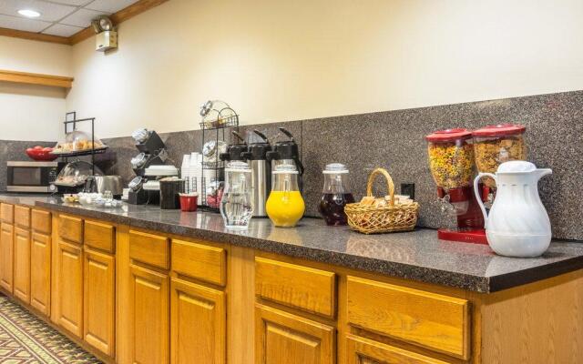 Red Roof Inn Ashtabula - Austinburg