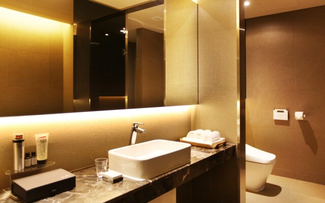 Vine Hotel