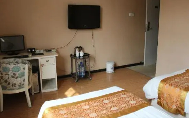 Jinan New Century Business Hotel