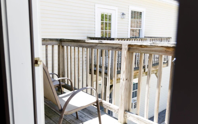 The Admiral's Inn Resort