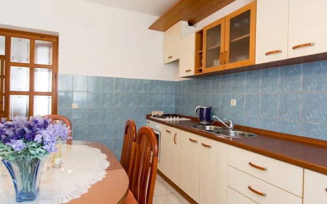 Modern Apartment in Seget Donji With View of the Sea