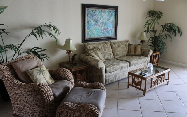 Lazy Starfish at Coconut Villas of Dunedin - Two Bedroom Condo