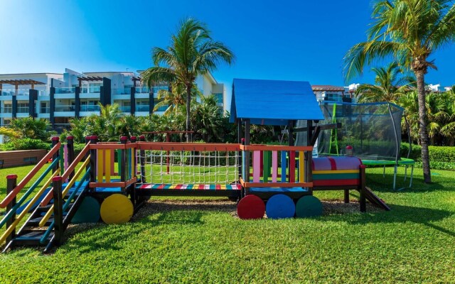 Z Casa Girasol 2 Bedroom Condo by Redawning