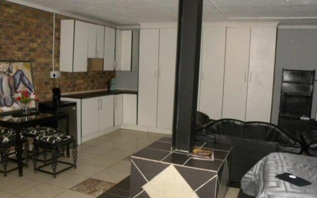 Thatch Haven Guesthouse