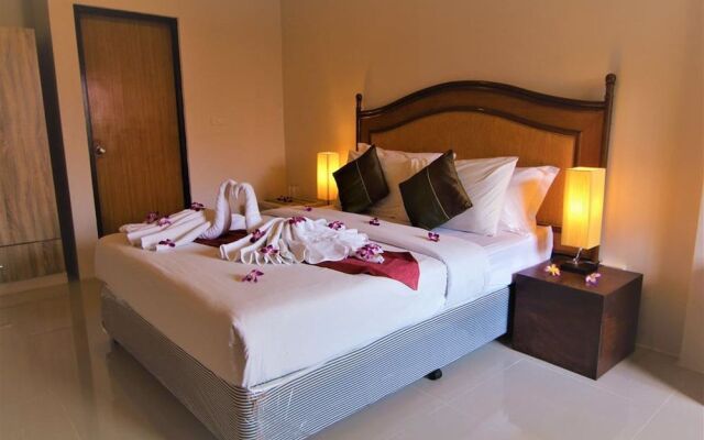 Bangrak Samui Beach Resort