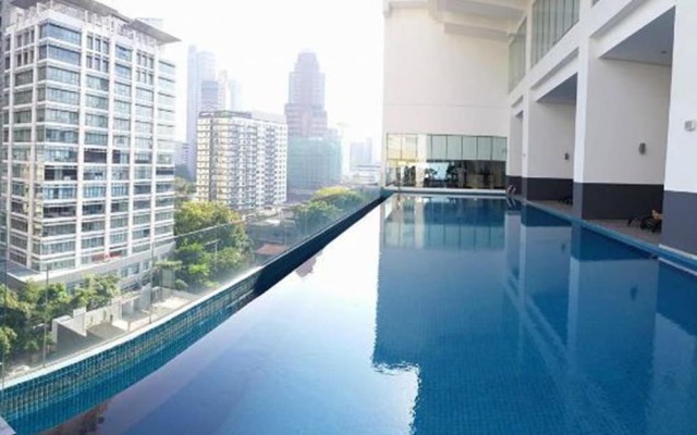 City Residences Premium Studio B.Ceylon