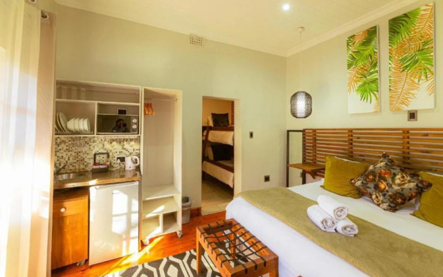 Отель Telos at Connor