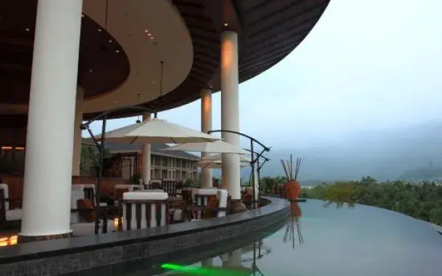 Qixian Yaochi Hot Spring Resort