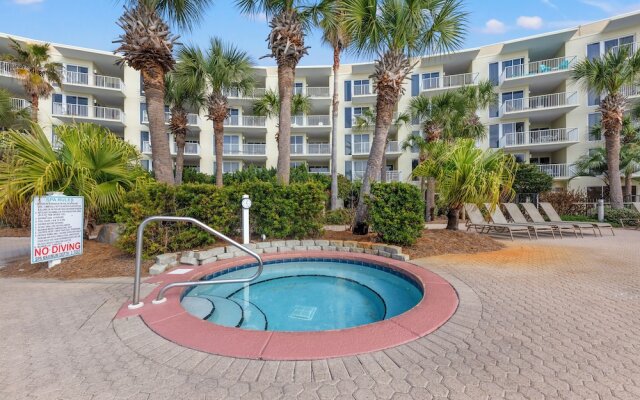 Crescent at Miramar 112