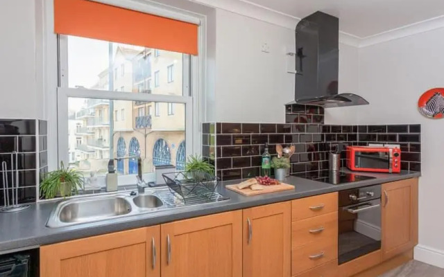 2 The Villa - 3 bedroom apartment with great views