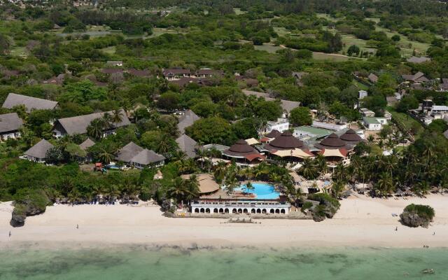 Papillon Lagoon Reef Hotel