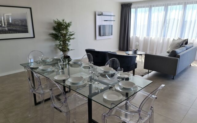 MINT Apartments Greenside