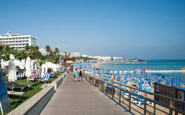 Silver Sands Beach Hotel