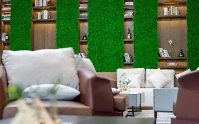 Wyndham Foshan Weijing Hotel (Sanshui Wanda Plaza)