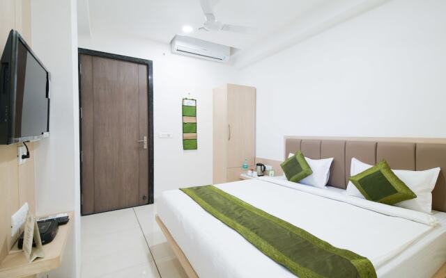 Treebo Avadh Residency