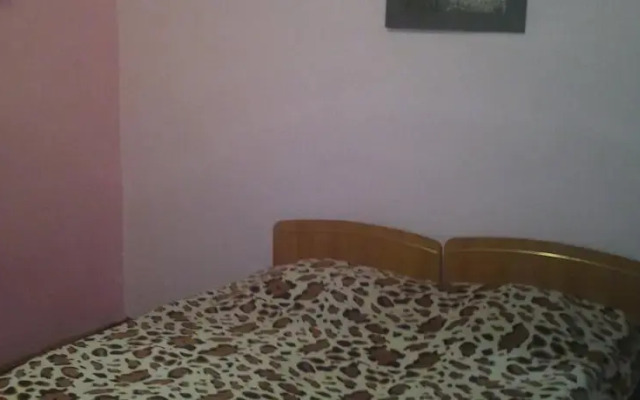 Dostuk Hotel