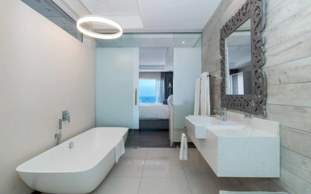 Protea Hotel by Marriott Mossel Bay