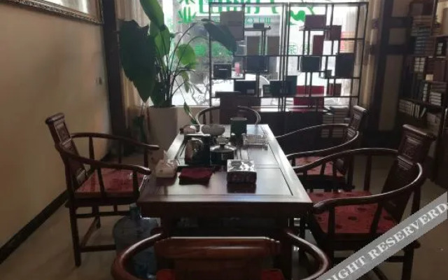 Sunday Business Hotel
